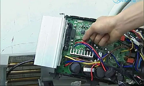 抚顺市美的空调电话是多少